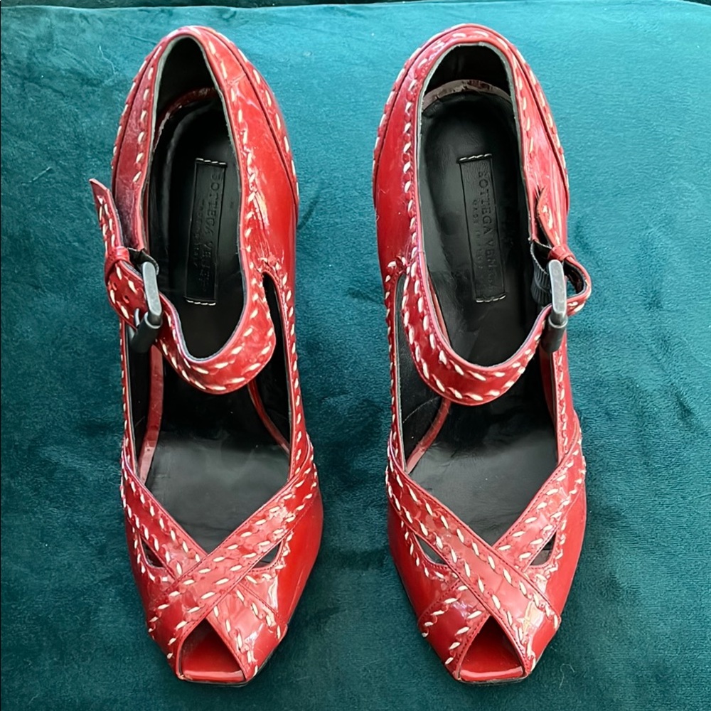 Bottega Veneta Red Mary Jane Heels Size 8 - Picture 2 of 12